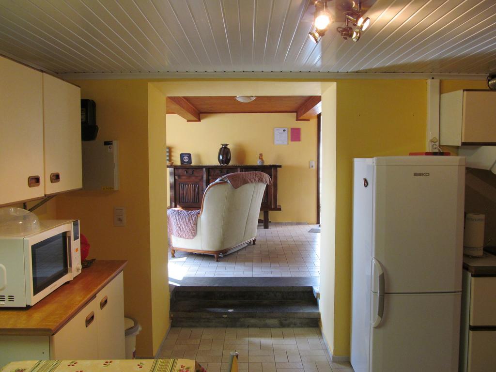 Vila Les Chevrefeuilles Walcourt Exteriér fotografie